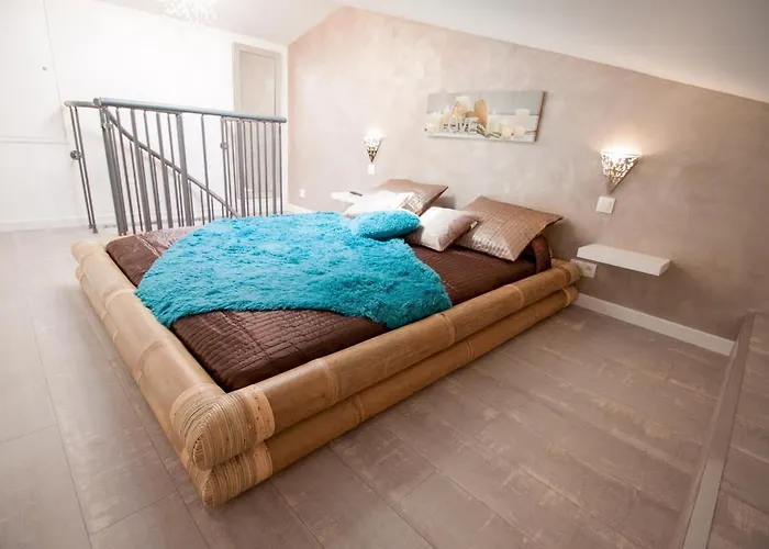 D'hotes Bulle D'eden فندق *